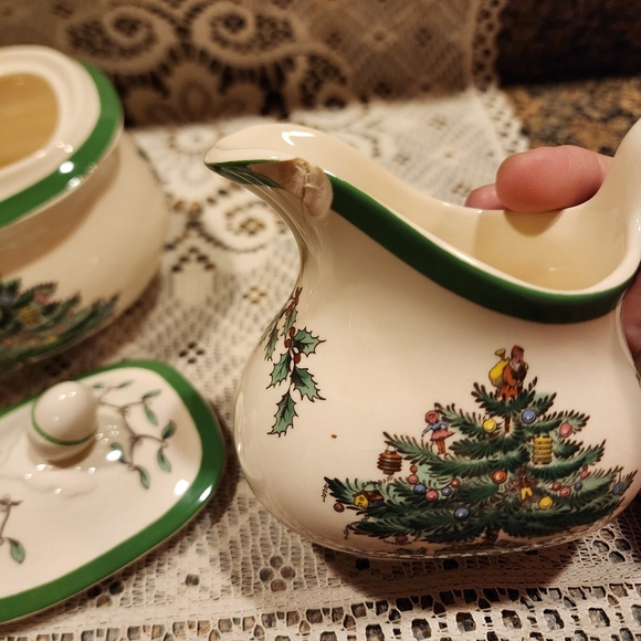 Spode Christmas Tree Creamer and Sugar Set - Picture 5 of 12